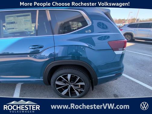 2025 Volkswagen Atlas 2.0T SEL Premium R-Line