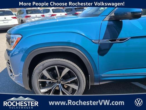2025 Volkswagen Atlas 2.0T SEL Premium R-Line