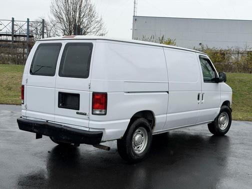 2006 Ford E150 Cargo