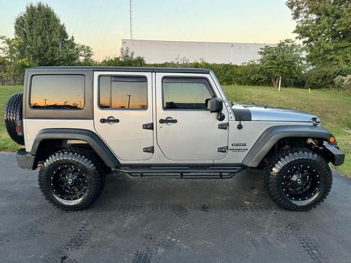 2014 Jeep Wrangler Unlimited Sport