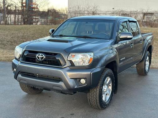 2015 Toyota Tacoma Base