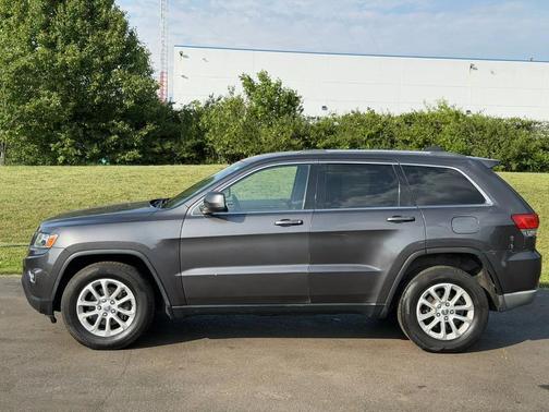 Gray 2015 Jeep Grand Cherokee Laredo