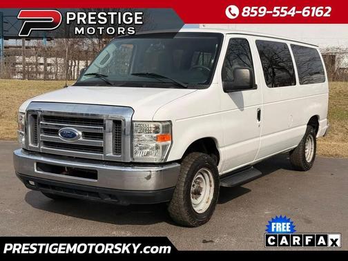 2013 Ford E350 Super Duty XLT