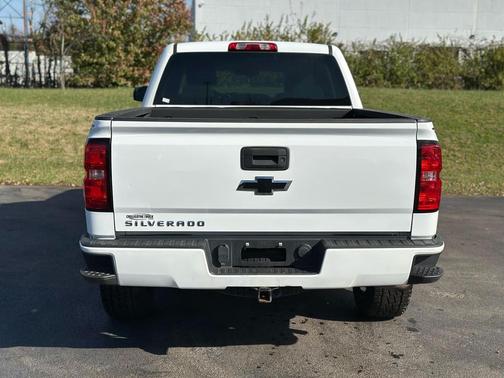 2017 Chevrolet Silverado 1500 Custom