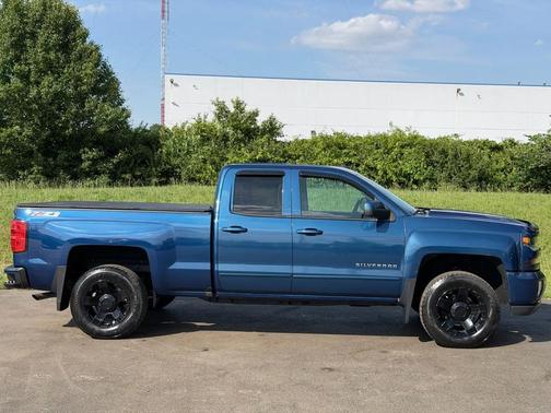 Deep Ocean Blue Metallic 2016 Chevrolet Silverado 1500 2LT