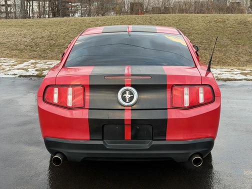 2010 Ford Mustang Premium