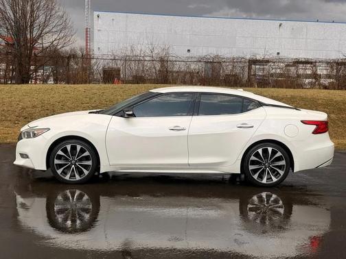 2016 Nissan Maxima 3.5 SR