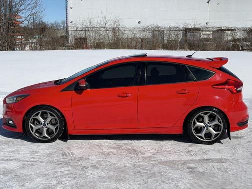 2016 Ford Focus ST 