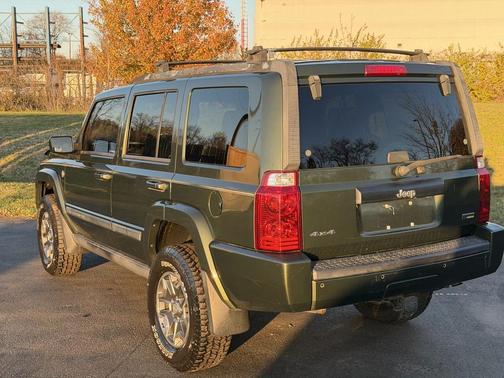 2007 Jeep Commander Sport
