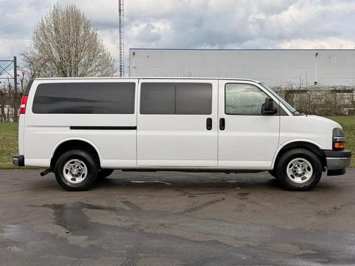 2019 Chevrolet Express 3500 LT