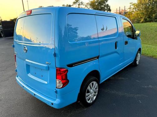 2021 Nissan NV200 SV