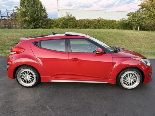 2017 Hyundai Veloster Turbo