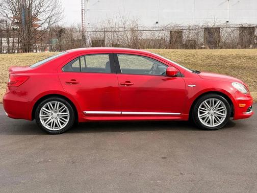2011 Suzuki Kizashi Sport GTS