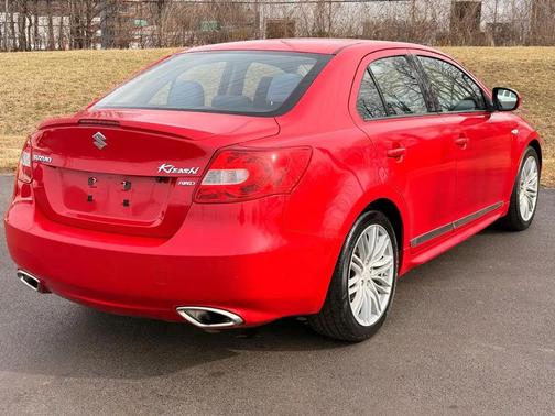 2011 Suzuki Kizashi Sport GTS