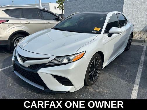 Wind Chill Pearl 2020 Toyota Camry XSE
