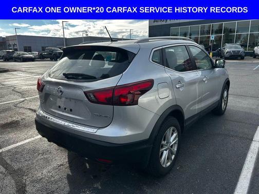 2017 Nissan Rogue Sport SV