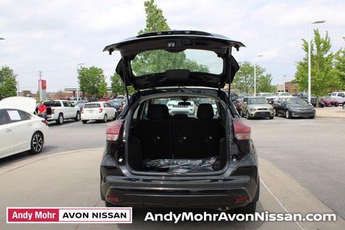 2025 Nissan Kicks S