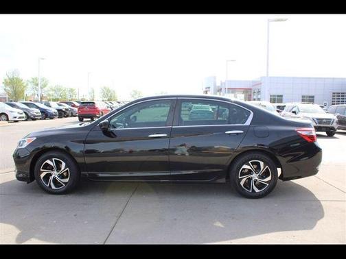 Crystal Black Pearl 2017 Honda Accord LX