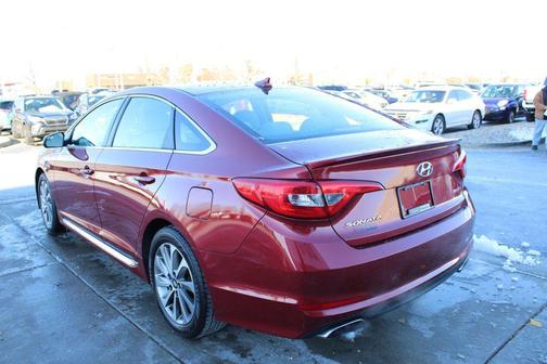 2016 Hyundai SONATA Sport