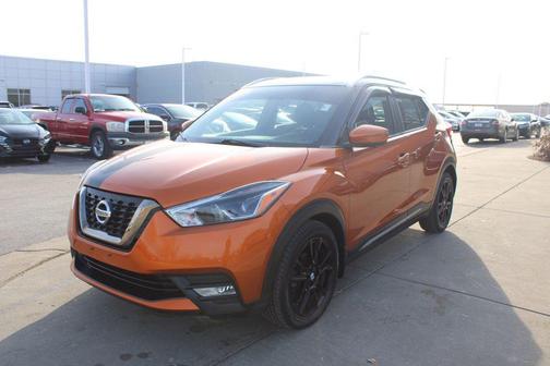 2019 Nissan Kicks SR