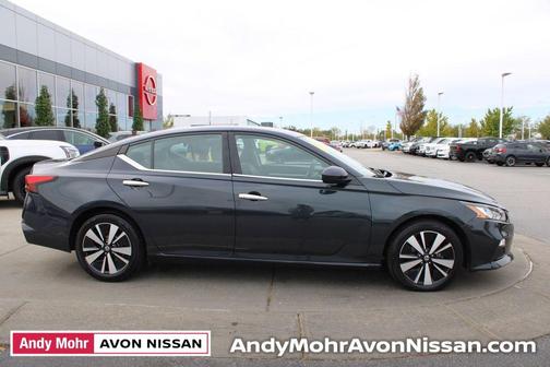2021 Nissan Altima 2.5 SV