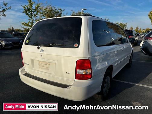 2005 Kia Sedona LX
