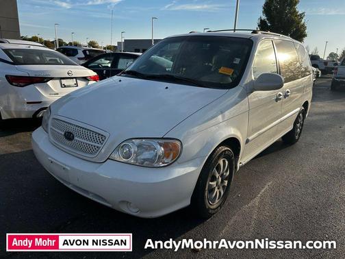 2005 Kia Sedona LX