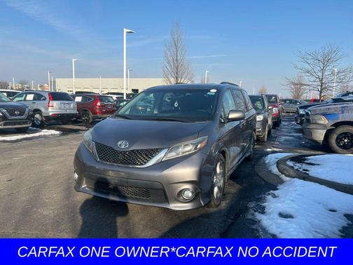 2017 Toyota Sienna SE