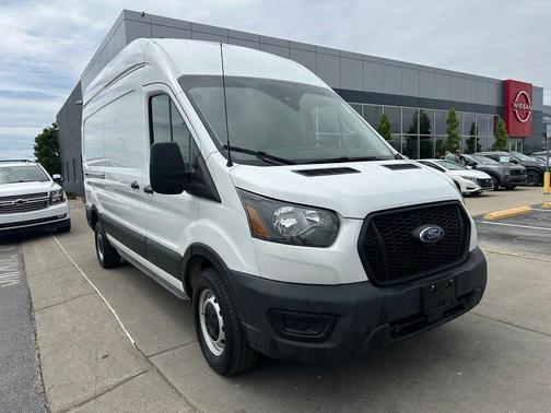 Oxford White 2023 Ford Transit-250 Base