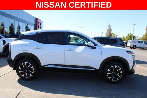 2025 Nissan Kicks SV