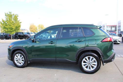 2022 Toyota Corolla Cross LE