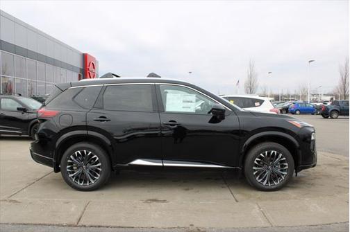 2025 Nissan Rogue Platinum