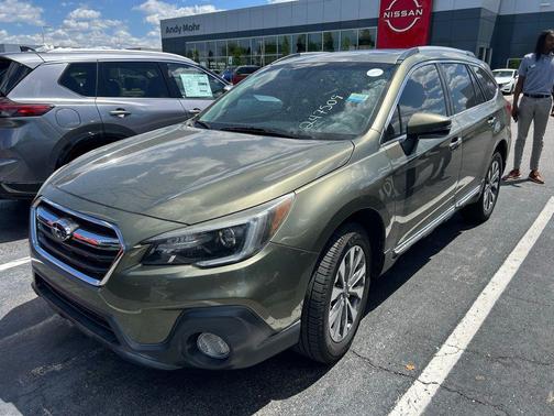 Wilderness Green Metallic 2018 Subaru Outback 3.6R Touring