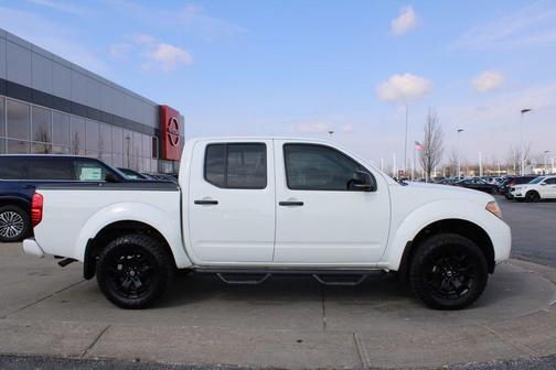 2020 Nissan Frontier SV