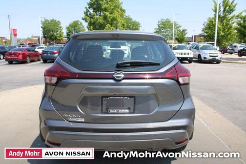 2025 Nissan Kicks S