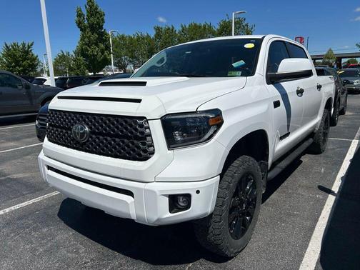 Super White 2020 Toyota Tundra SR5