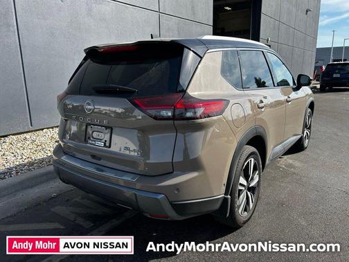 2024 Nissan Rogue SL