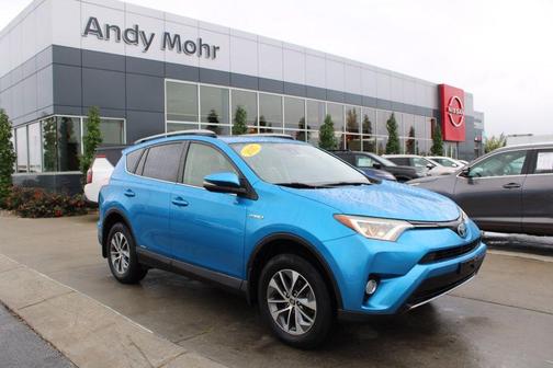 2017 Toyota RAV4 Hybrid XLE