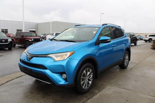 2017 Toyota RAV4 Hybrid XLE