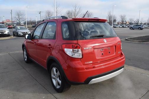 Photo 5 of 39 of 2009 Suzuki SX4 Touring