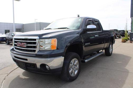 Graphite Blue Metallic 2013 GMC Sierra 1500 SLE1