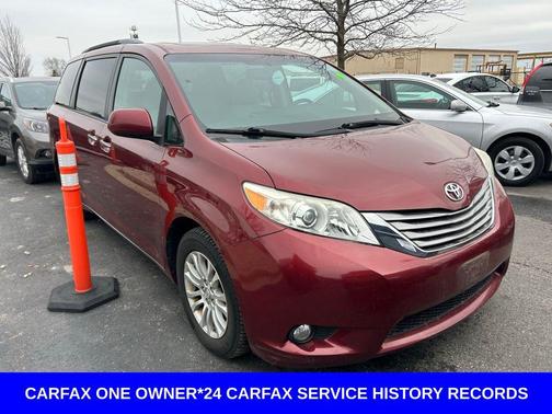 2015 Toyota Sienna XLE