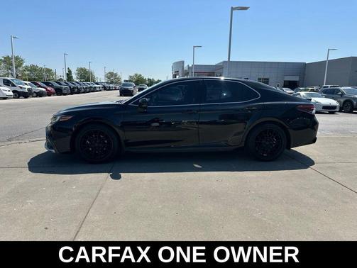 Midnight Black Metallic 2021 Toyota Camry XSE