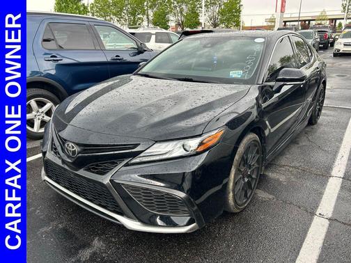 Midnight Black Metallic 2021 Toyota Camry XSE