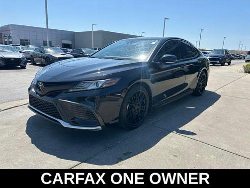 Midnight Black Metallic 2021 Toyota Camry XSE