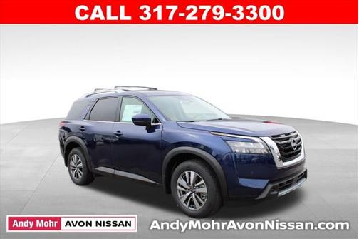 2025 Nissan Pathfinder SL