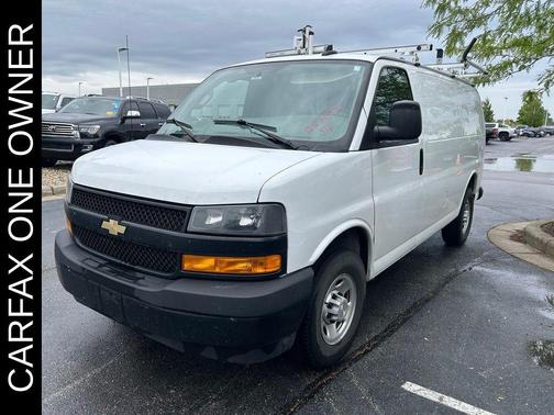 Summit White 2022 Chevrolet Express 2500 Work Van