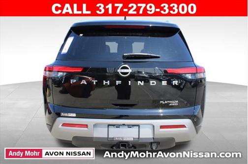 2025 Nissan Pathfinder Platinum