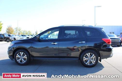 2018 Nissan Pathfinder SL