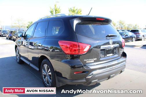 2018 Nissan Pathfinder SL